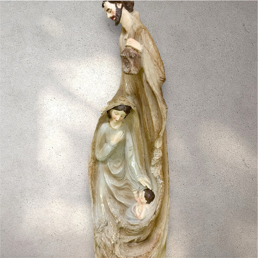 Holiday Nativity Statue Sculpture